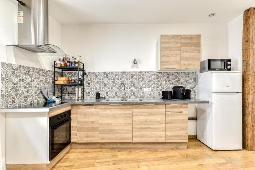 Ferienwohnung Soleil Sucre T2 Centre Historique De Narbonne Exterior foto